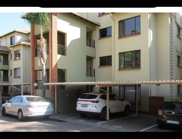 2 BEDROOM APARTMENT FOR SALE IN SUNNINGHILL